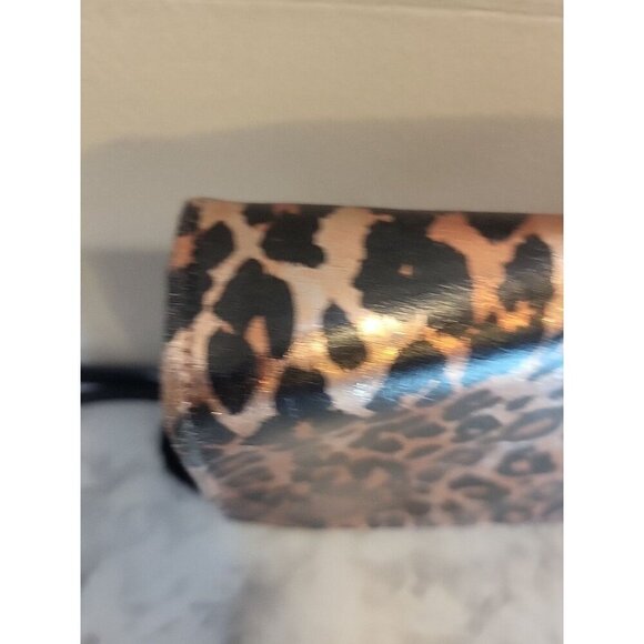 BETSEY JOHNSON CHEETAH LEOPARD PRINT COSMETICS CASE HANDBAG WRISTLET *READ - Picture 6 of 16